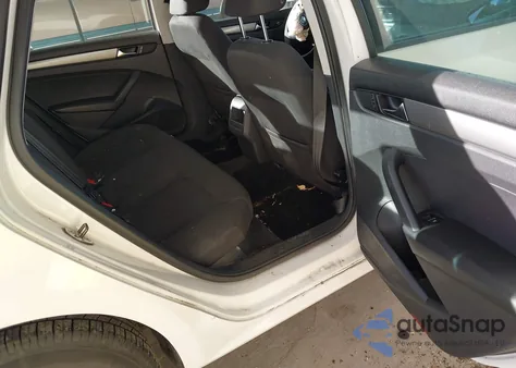 2013 Volkswagen Passat 2.5L S из США, поврежденный, VIN 1VWAP7A31DC060226